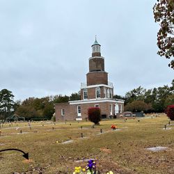 Carolina Memorial Gardens cemetery plot for sale need gone asap