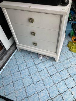 26 inches tall three drawers nightstand only one for $10