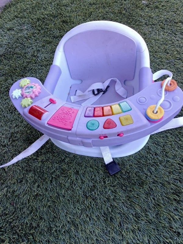 Booster Activity Seat With Sound