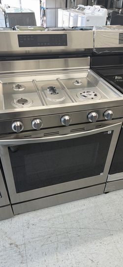 Samsung 30-in 5 burners 6.0-cu ft Air Fry Convection Oven Freestanding Natural Gas Range ( Fingerprint Resistant Stainless Steel )
