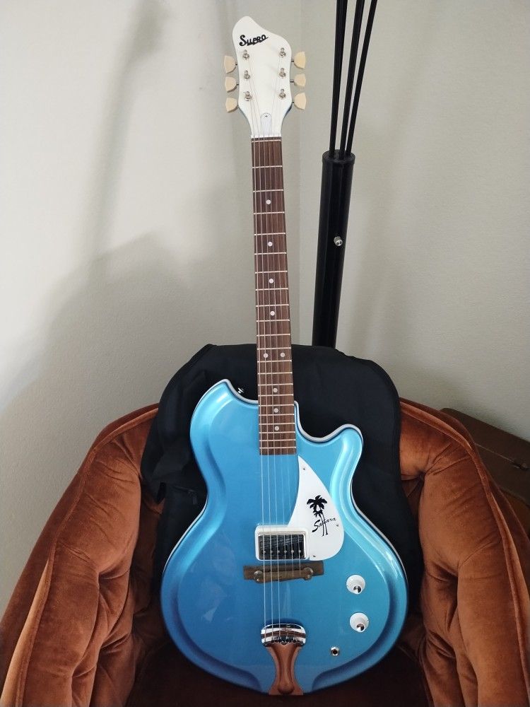 Supro 1570WB Sahara Electric Guitar - Blue Metallic
