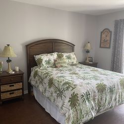 Bedroom Set For Sale 