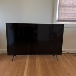 43 Inch Samsung Smart TV
