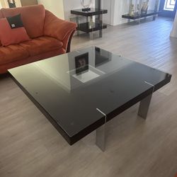 Elegant Italian Table Set – From Italy 2000