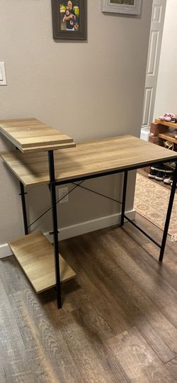 Free desk