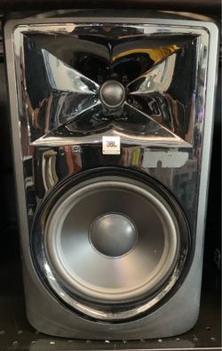JBL Series 3 Mk II  Powered studio Monitor Speaker