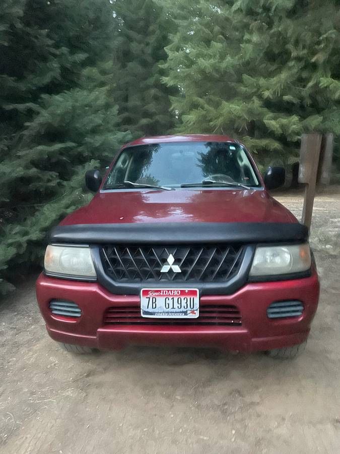 2003 Mitsubishi Montero Sport