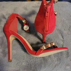 Red/gold Heels