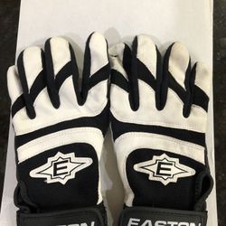 Kid’s sports gloves, size preschool -1st grade