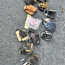 Baseball Gloves 