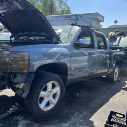 2008 Silverado Crew Cab For Parts