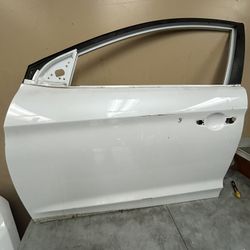2017 2018 2019 2020 Hyundai Elantra Left Driver Side Door Oem 
