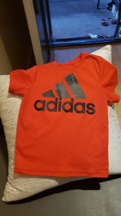 Adidas-18 mnth boy short set