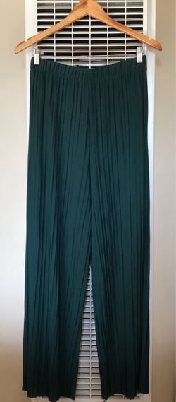 (NEW) (1 AVAILABLE) WOMEN’S ANNVA DARK GREEN PLEATED BOTTOMS - SIZE: LARGE/EXTRA LARGE