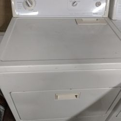 Kenmore Gas Dryer Works Great Clean Inside And Out I Can Deliver To Your Driveway For A Small Fee