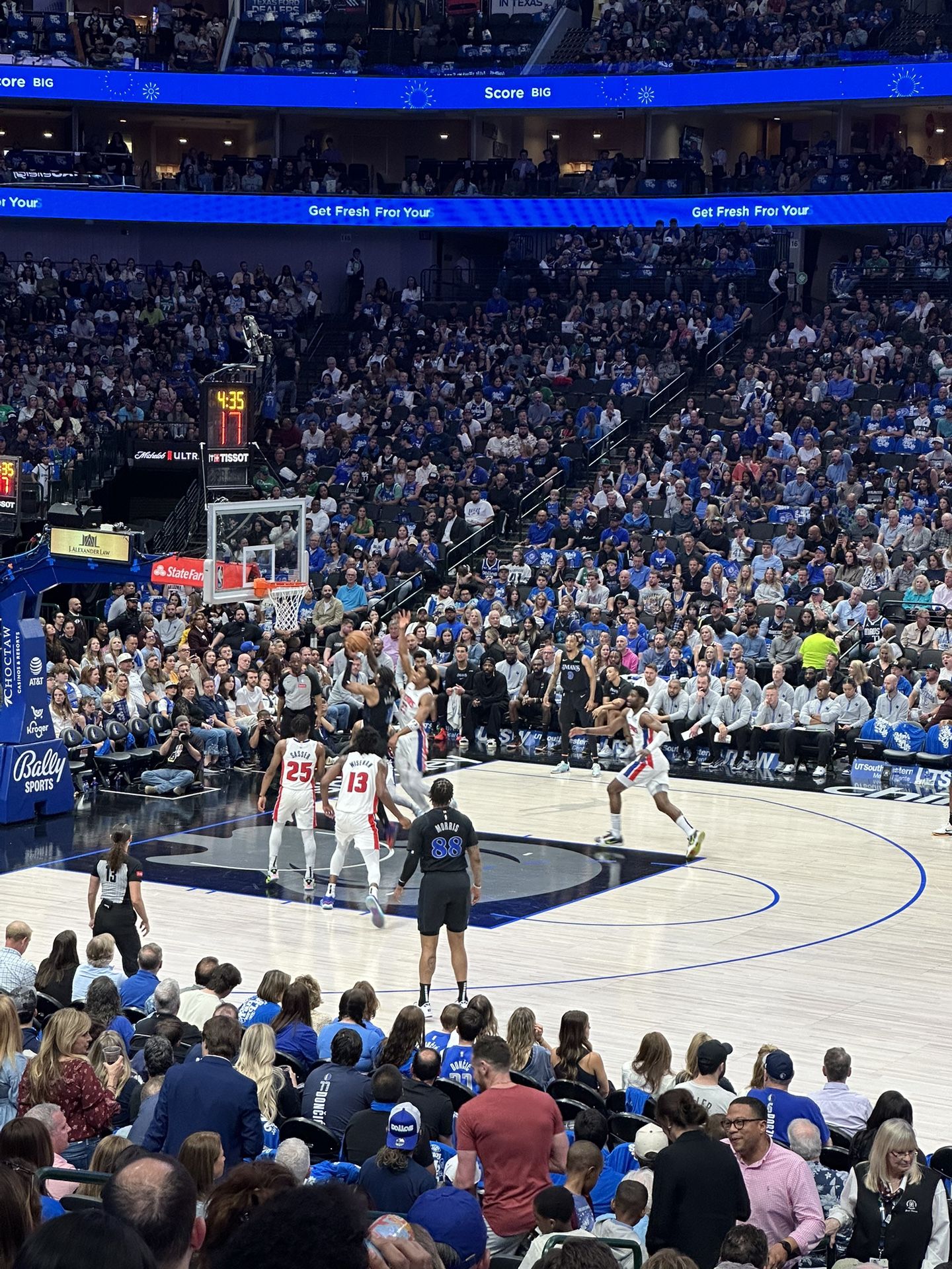 DON TOLIVER 10/17 GA TICKET CRYPTO ARENA (Close to Stage)