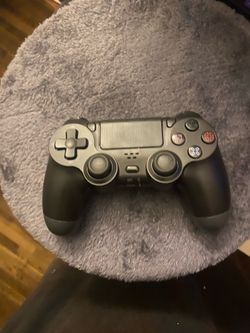 PS4 controller