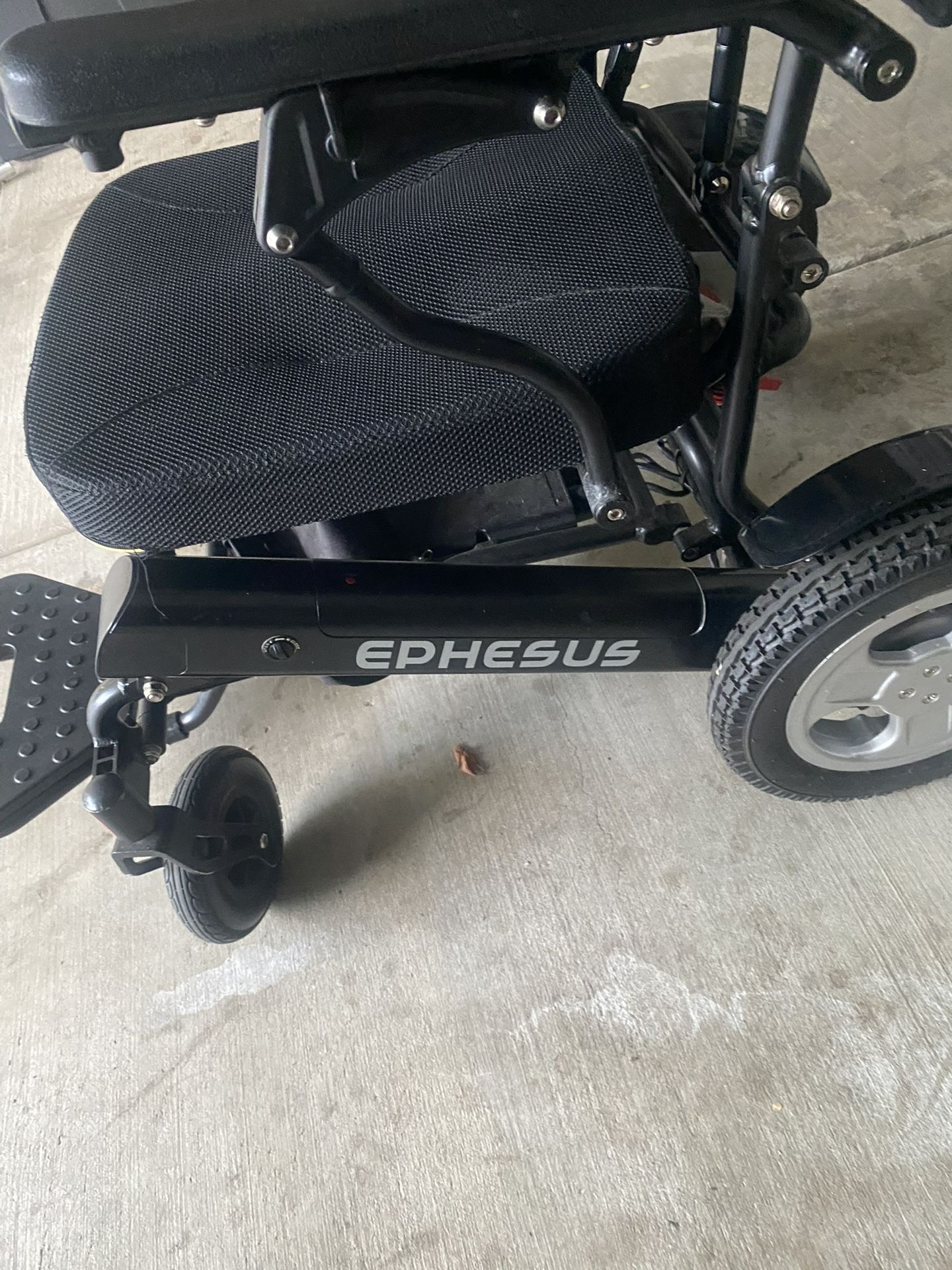 Ephesus Chair E9