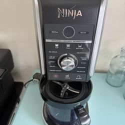Ninja Creami Deluxe 