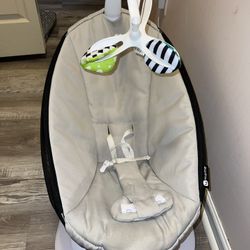 4 Moms Baby swing