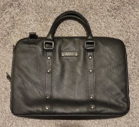 Kenneth Cole Reaction Slim Laptop Or Messenger Bag/Purse (Black)