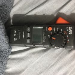 Klein Tools Handheld Digital  Clamp Meter