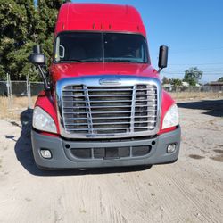 2016 Freightliner Cascadia Evolution S