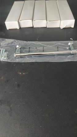 Vanity Door Handles and Knobs