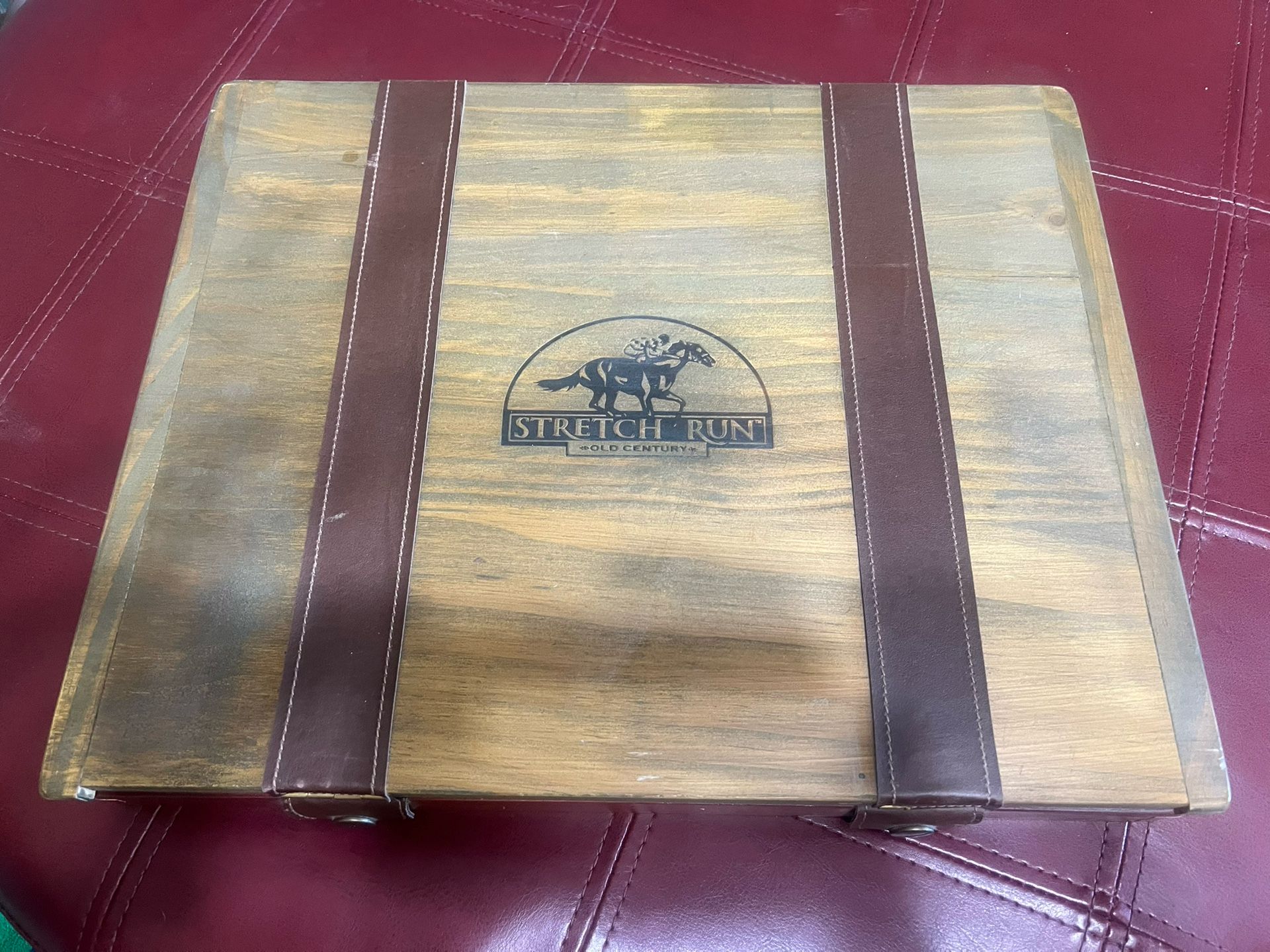 Stretch Run Old Century Horse Racing Board Game ~ Wood Mint