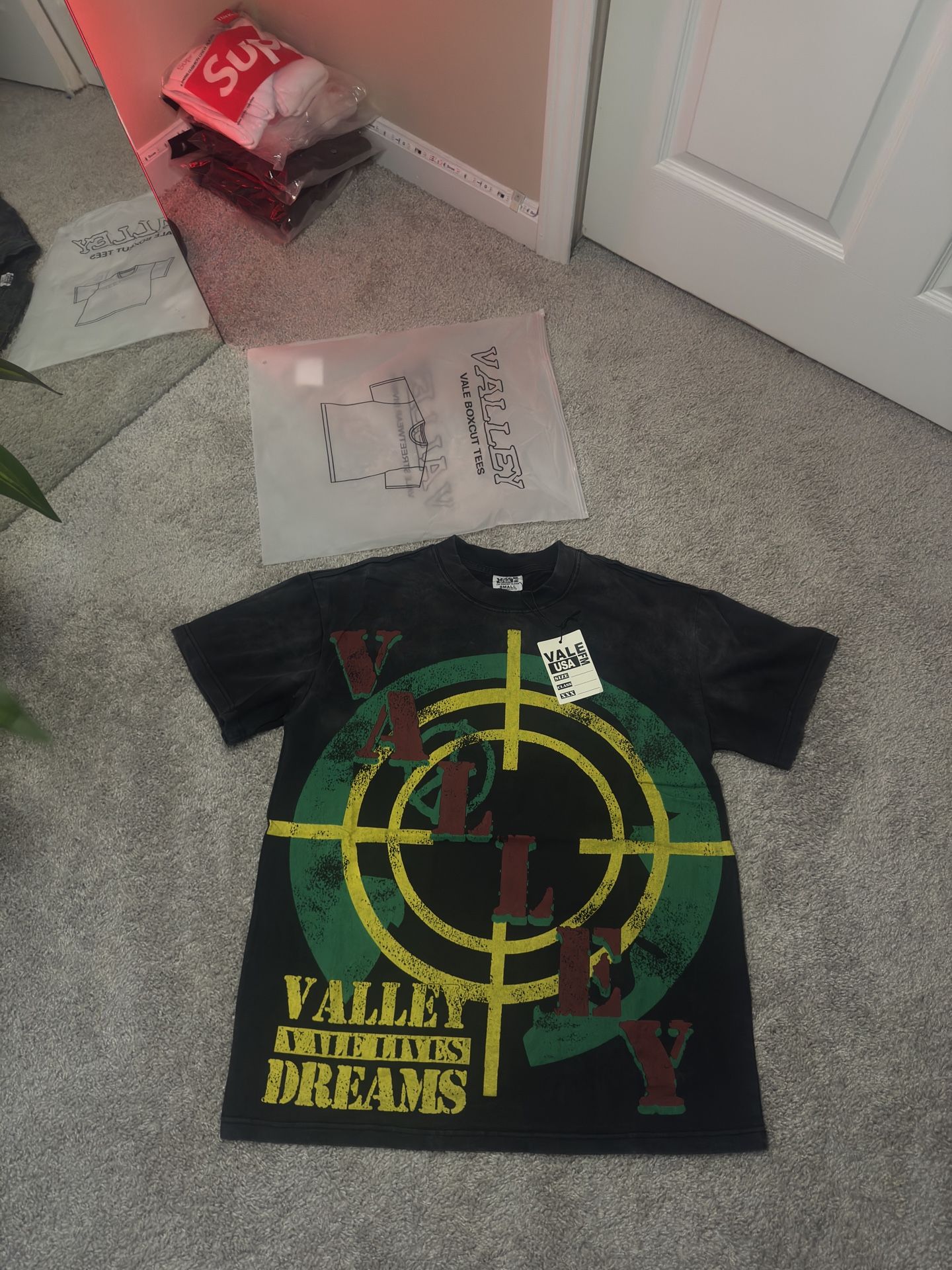 Vale Target Tee Size M