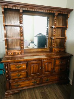 Dresser