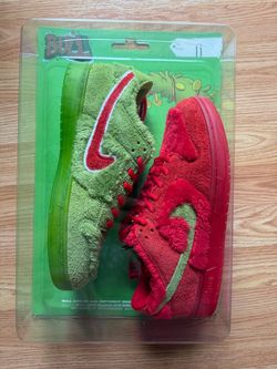 Custom Bull Airs Grinch SB dunks
