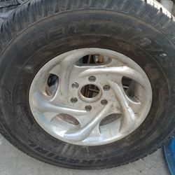 275/70/16 On Aluminum Rim Only 1
