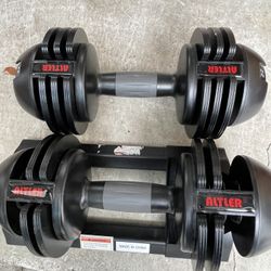 Altler Adjustable Dumbbell (1 Set Of 22LBS And 1 Set Of 17LBS) $30 Firm On Price