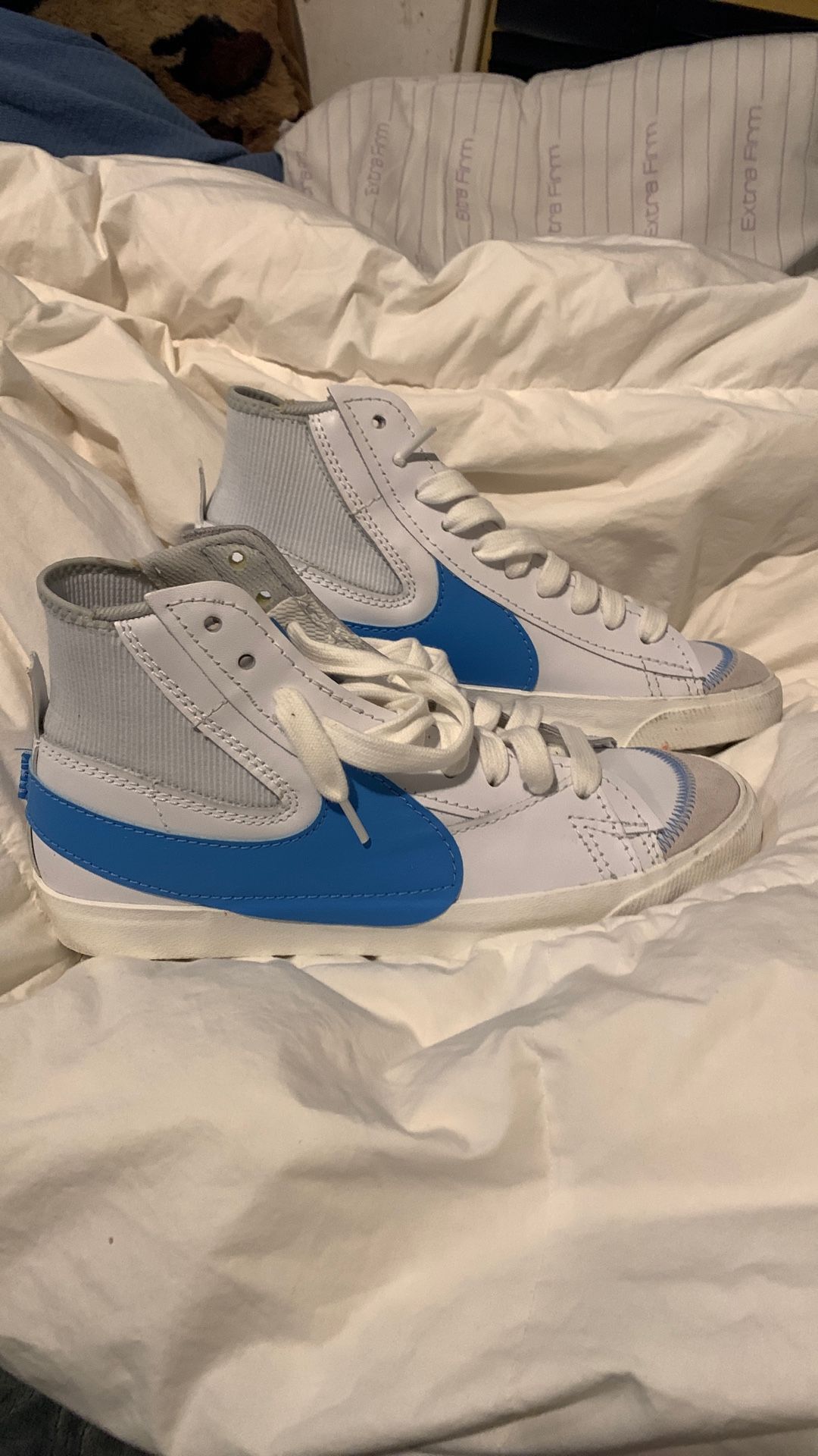 Men’s Size 11.5 Nike Blazer MID ‘77 Jumbo UNC