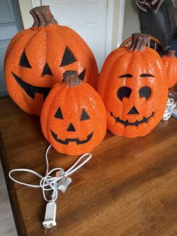 Vintage Plastic Light Up Jack O’ Lanterns
