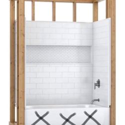 NEW IN BOX SHOWER 🚿 🧼 WALL FOR TUB 