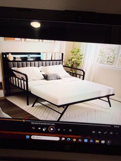 Brand new twin trundle and new mattresses