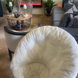 Fluffy Chair Great Condition