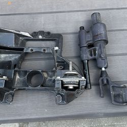 Volvo Penta Power Steering Actuator and Inner Transom Mount Plate