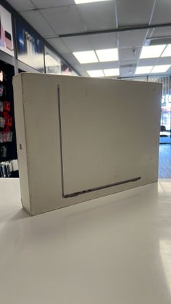 MacBook Air M2 8ram 256gb 15in.