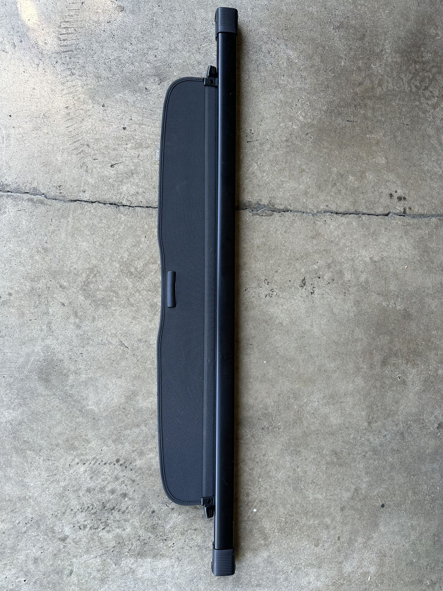 Honda CR-V retractable Cargo Cover