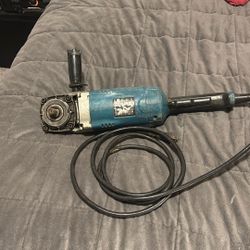 Makita Grinder -7”