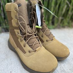 Interceptor Lightweight Frontier Men's Tactical Suede Boots..Sz 9..Anti-slip rubber & speed traction..Located west roseville..