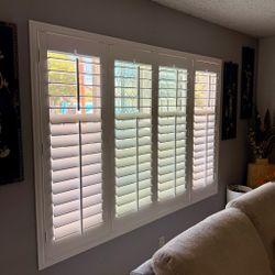 Wood Shutters (FREE ESTIMATES & SAME DAY PRICING)- Plantation, Custom, Interior, Window Treatments/Coverings. Persianas de Madera. Se Habla Espanol.