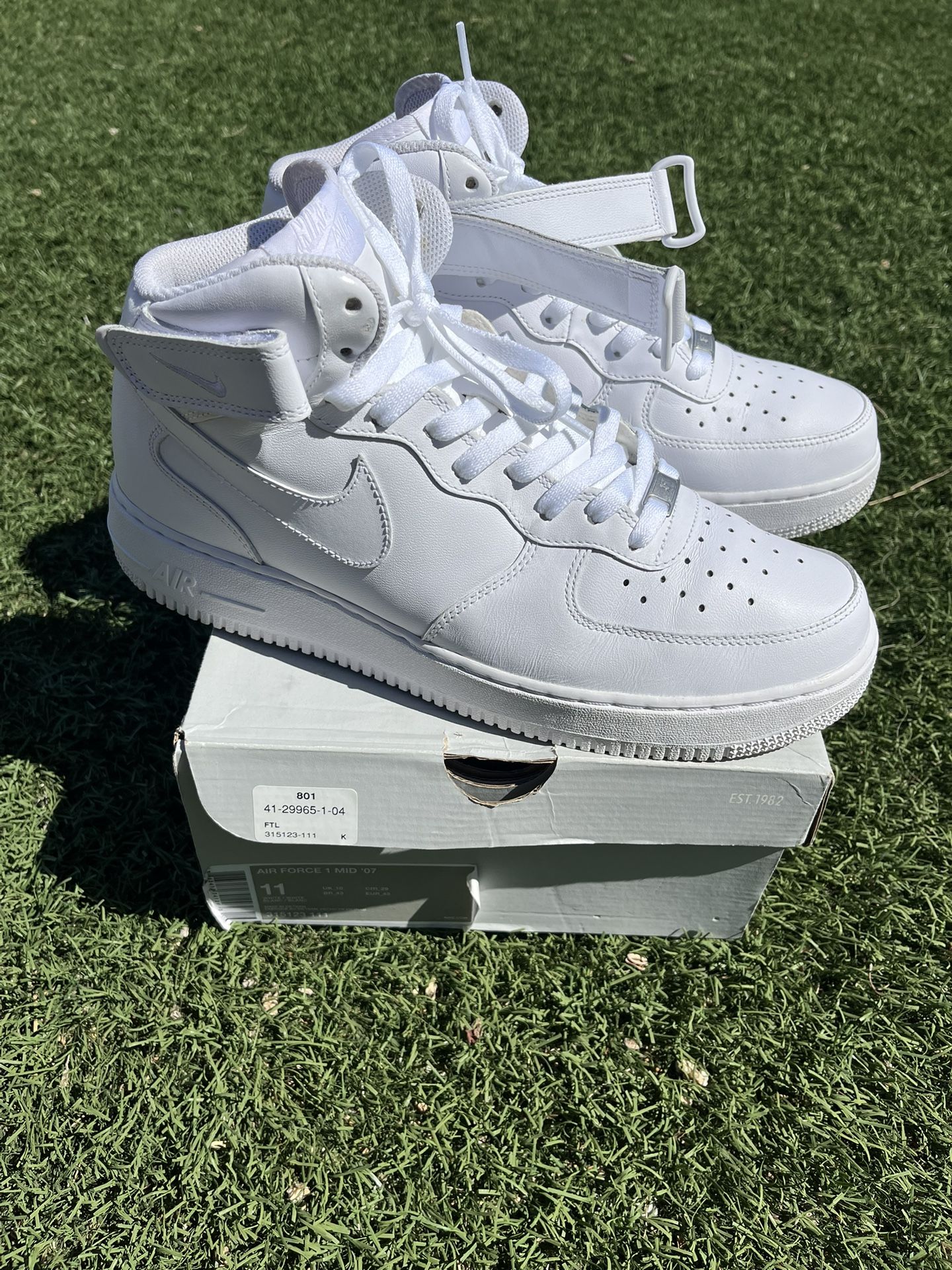 Nike Air Forcé 1s Mid $60