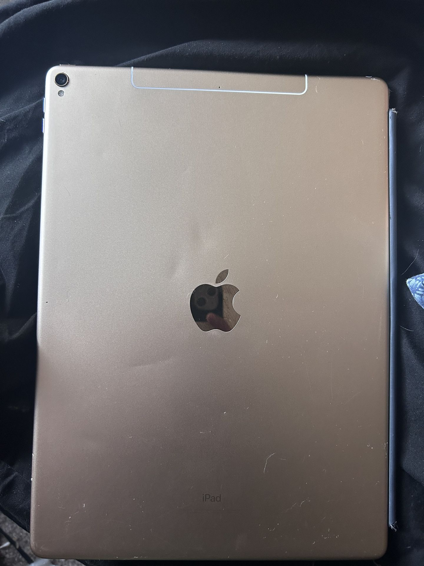 12.9 Inch iPad Pro With Magic Keyboard