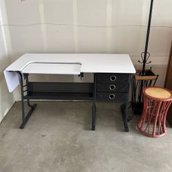 Sewing Table 100