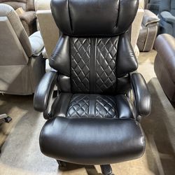 Brand new 500lbs Big and Tall Office Chair for Heavy People Executive Office Chair with Wide Spring Seat Computer Desk Chair 360 Swivel Home Office De