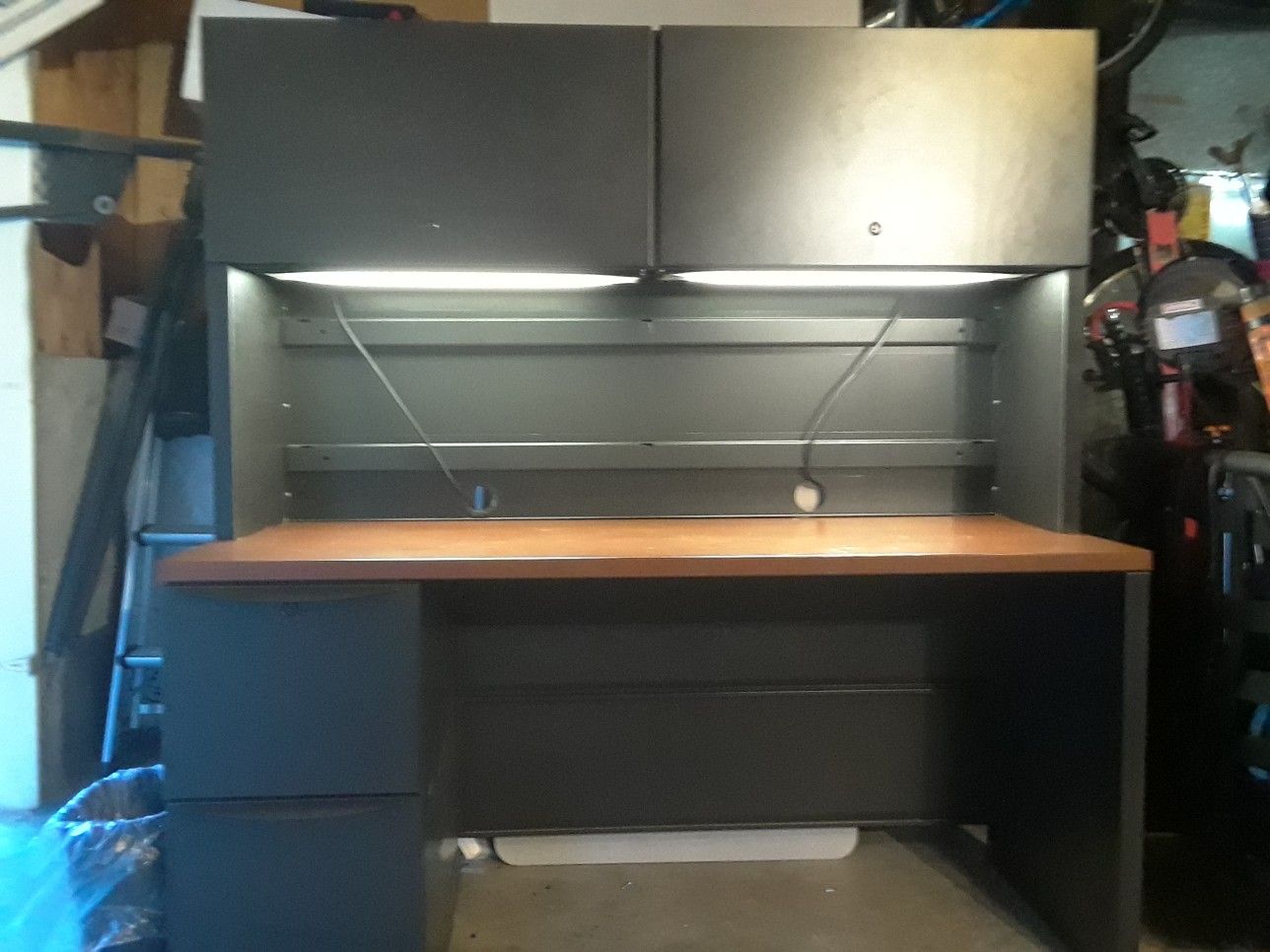 2 piece office desk/ black and cherry